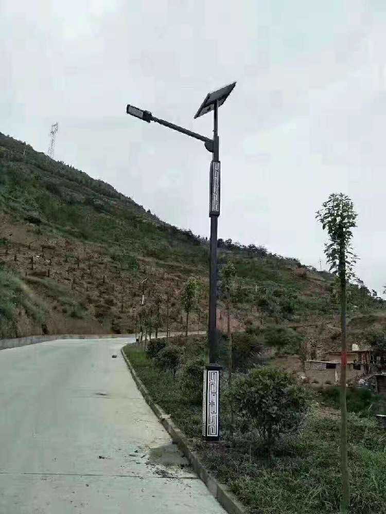 吐鲁番市仿古太阳能路灯